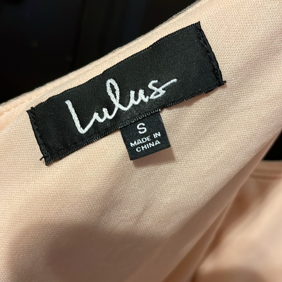 Beautiful pink and gold sparkled dress. Worn once for a wedding. - Picture 4 of 4